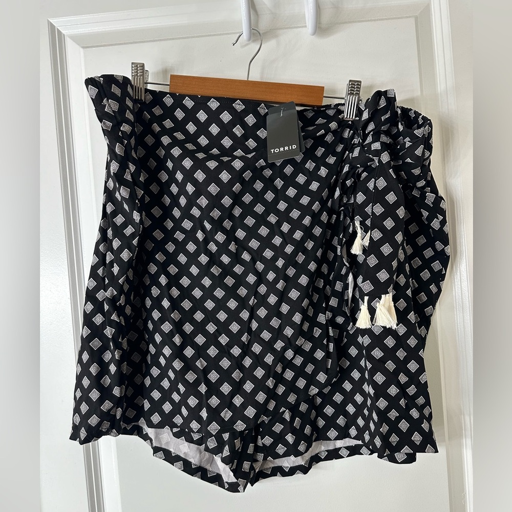 Stretch Challis High Rise Skort